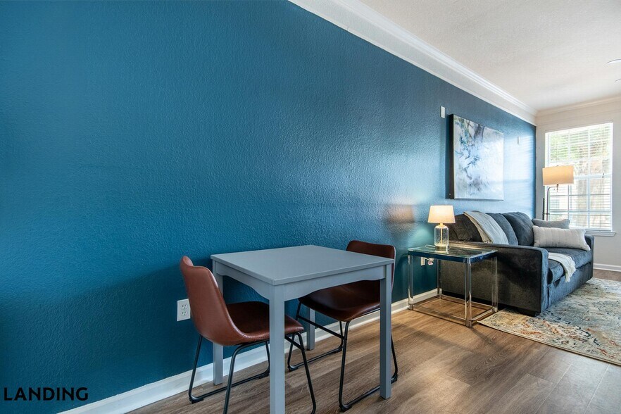 Building Photo - 2801 Biltmore Park Dr