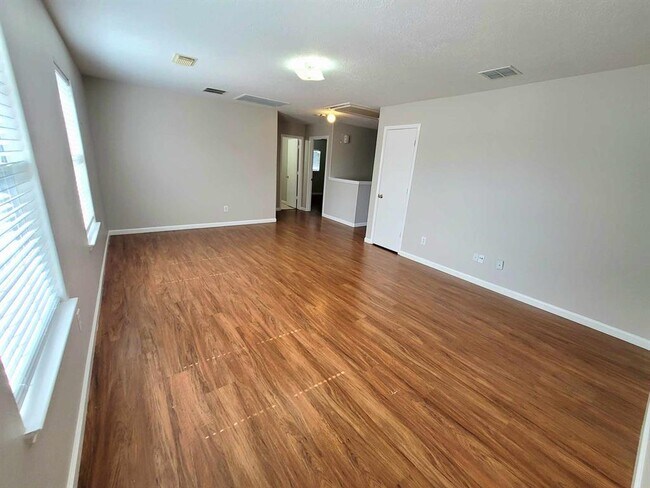 Building Photo - 7818 Black Gap Dr