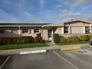 Building Photo - 2763 Dudley Dr W