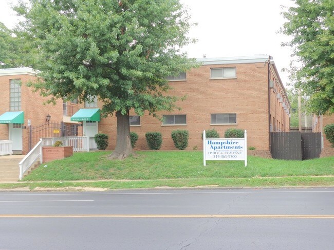 Building Photo - 4405 Chippewa St