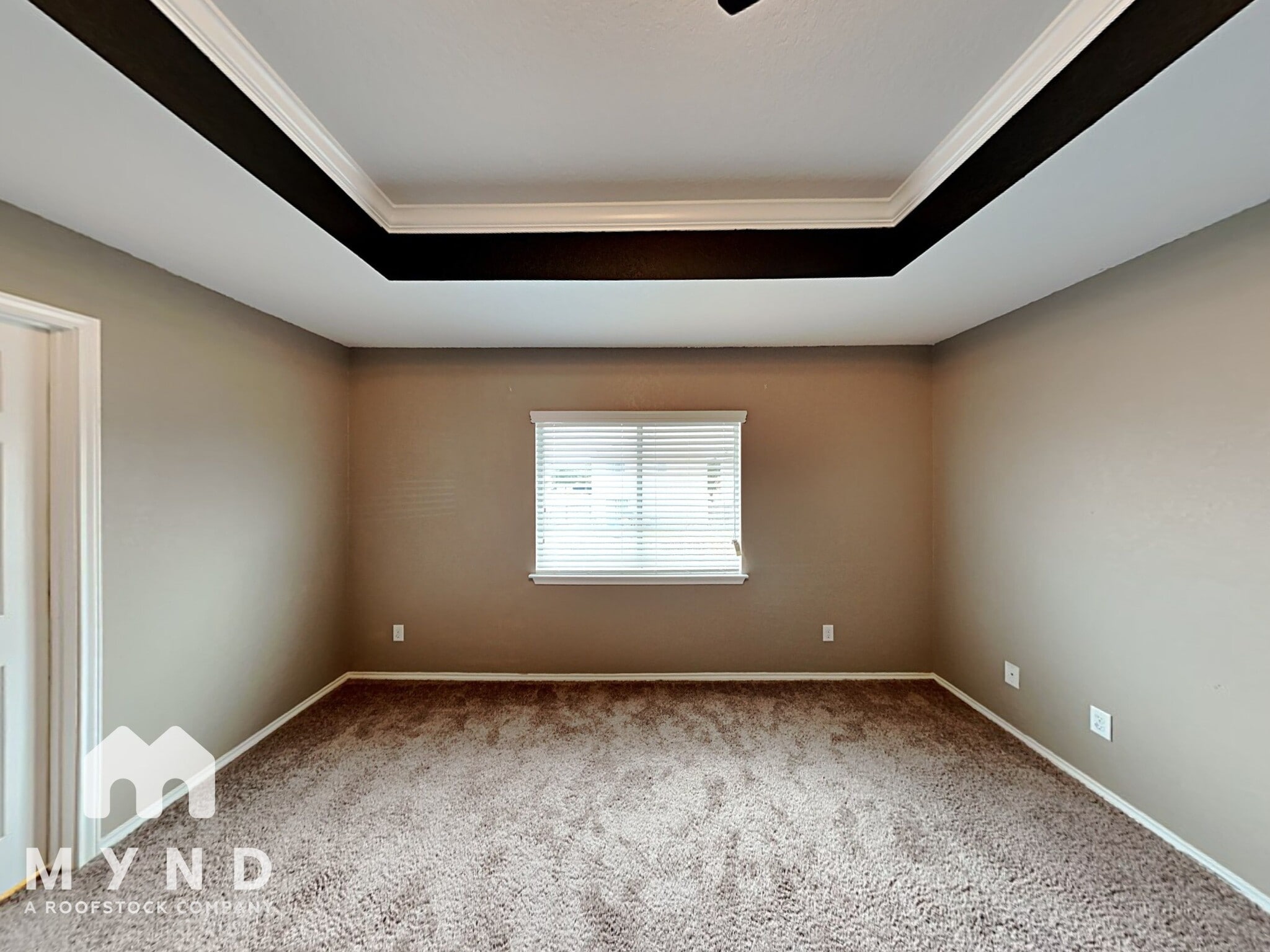 Building Photo - 9203 Silver Vista