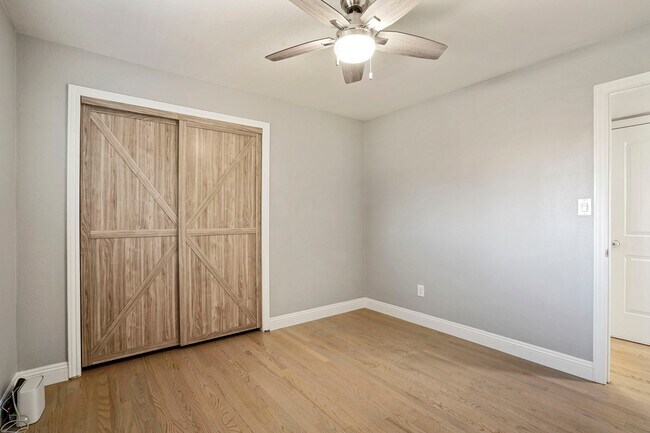 Building Photo - 1407 San Clemente Way