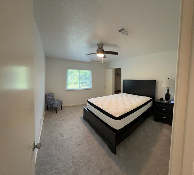 Building Photo - 2722 Springstone Dr