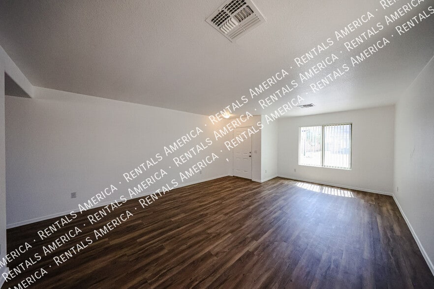 Building Photo - 9410 W Virginia Ave