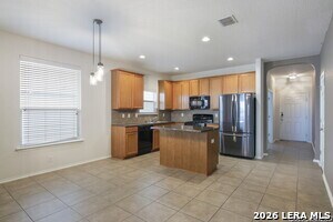 Building Photo - 722 Broad Elk