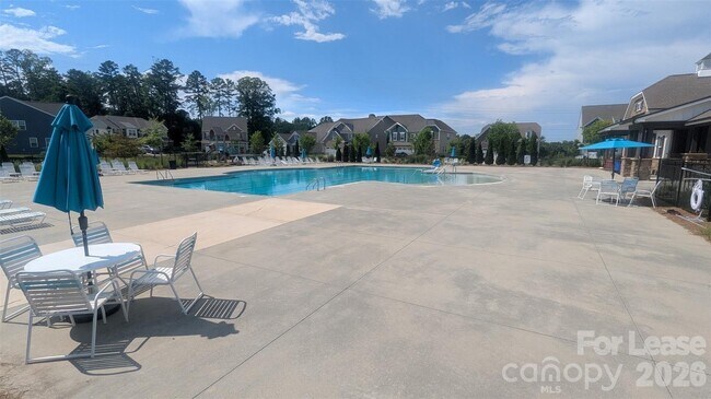 Building Photo - 12417 Bryton Ridge Pkwy