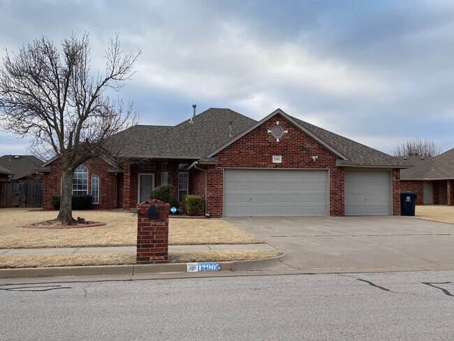 Building Photo - 12905 Condor Dr