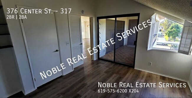 Building Photo - 376 Center St