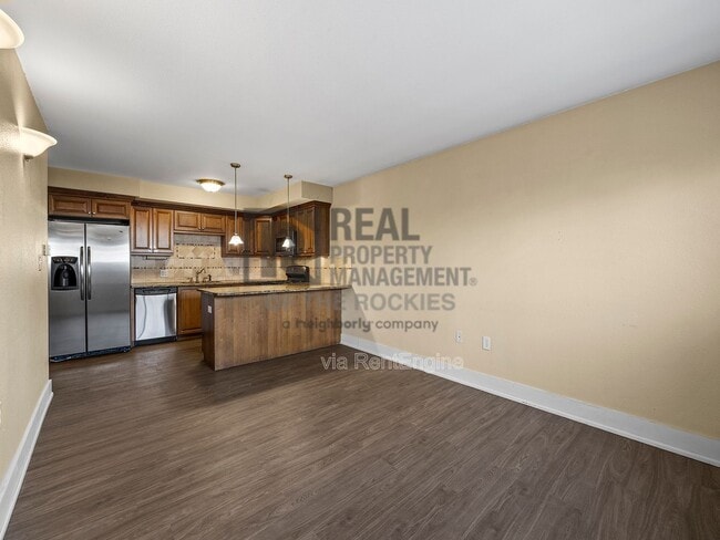 Building Photo - 233 N Meldrum St