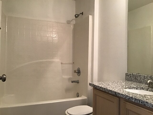 Building Photo - 14616 Old Forest Ct