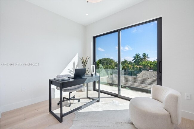 Building Photo - 9132 Dickens Ave