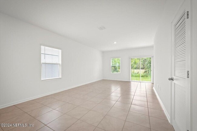 Building Photo - 38 Tidal Bch Ave