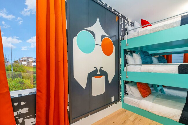 Building Photo - 48 Fern Ave