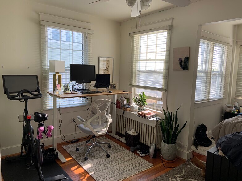 Master Bedroom - 6604 1st St NW
