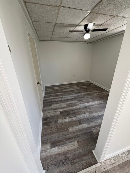 Building Photo - 6709 Meadowview Ave