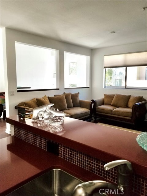 Primary Photo - 850 E Palm Canyon Dr