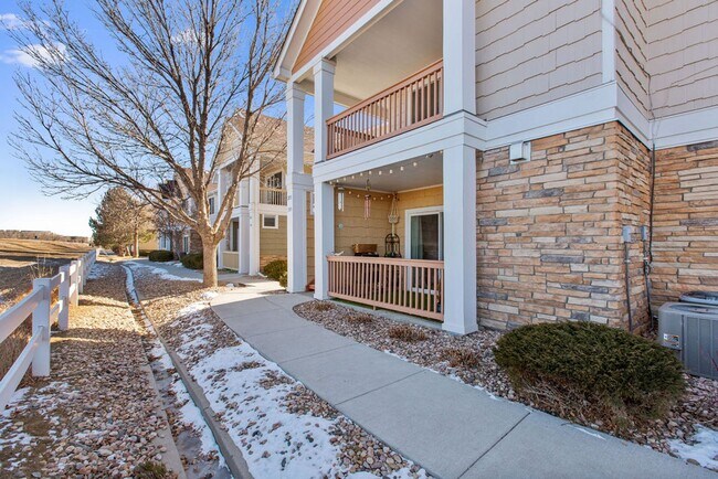 Building Photo - Students Welcome! Bright and Spacious 2-Bedroom, 2-Bath Condo in South Loveland