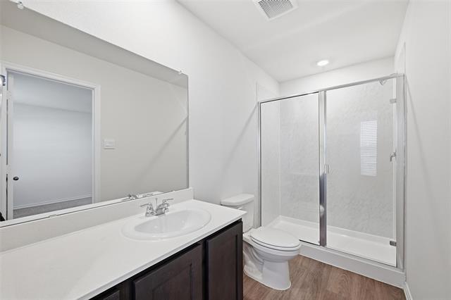 Building Photo - 7004 Vining Dr