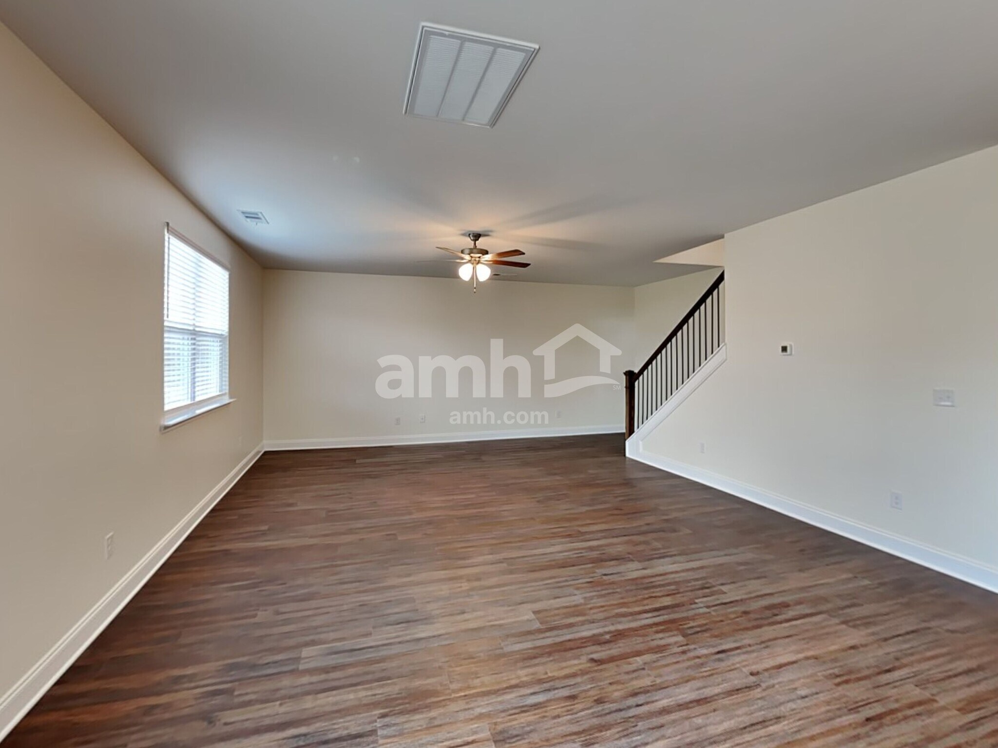 Building Photo - 2048 Williamshire Ln