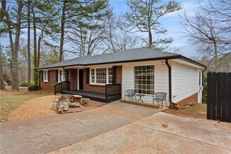 Building Photo - 3623 Lee St SE