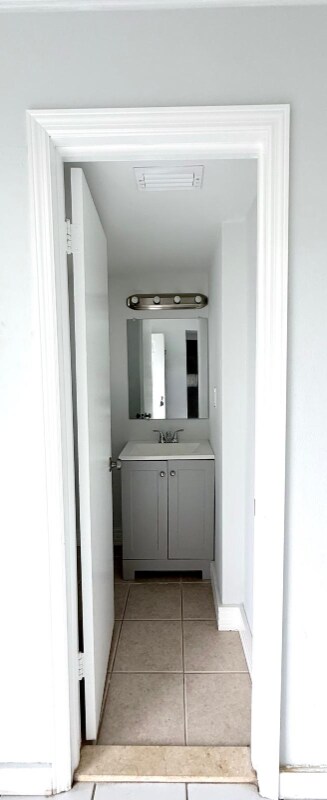 Building Photo - 1601 NE 191st St