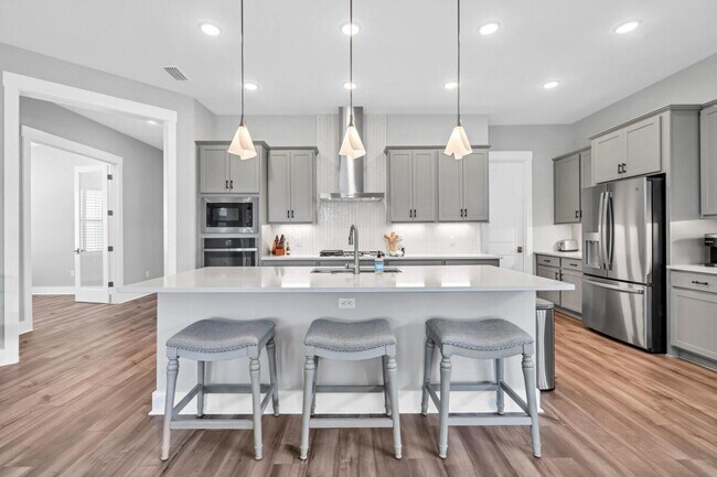 Building Photo - 117 River Rise Wy