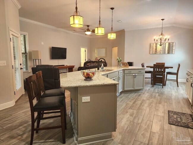 Building Photo - 662 Wild Heron Way
