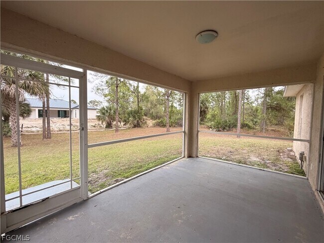 Building Photo - 208 Homewood Ave S