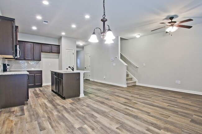 Building Photo - 4165 Shoals Ln