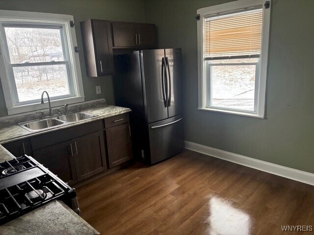 Building Photo - 625 E Utica St