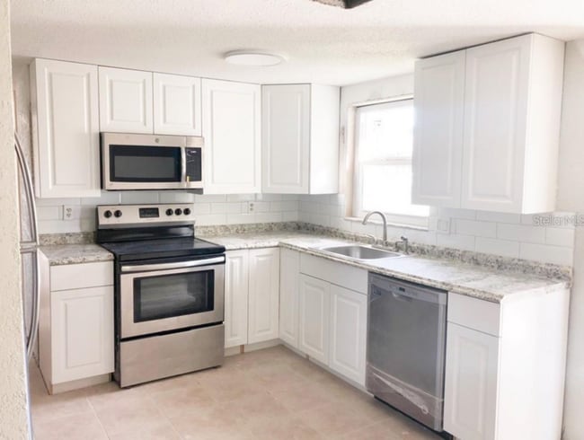 Building Photo - 7224 Potomac Dr