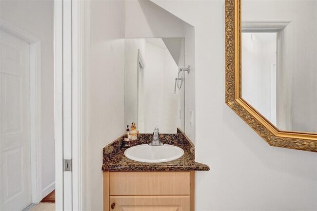 Building Photo - 2724 Treasure Cove Cir