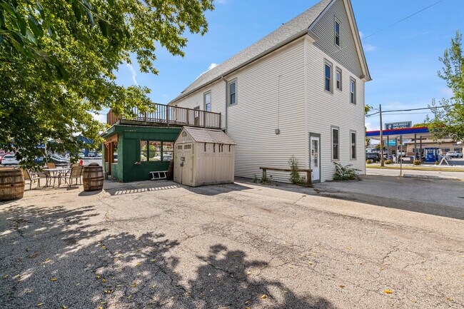 Building Photo - 5520 W Vliet St