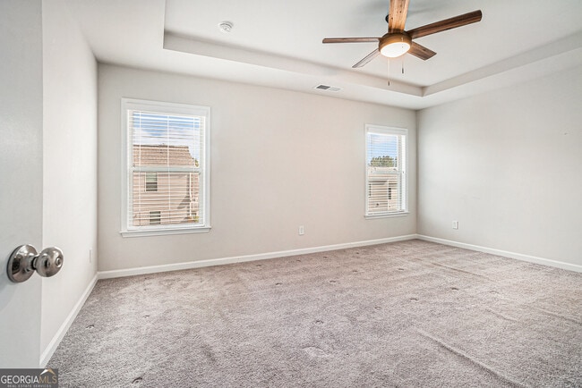 Building Photo - 3320 Reagan Way