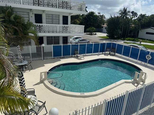 Building Photo - 11685 Canal Dr