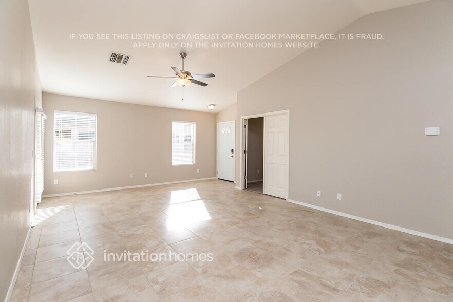 Building Photo - 2260 W Hayden Peak Dr