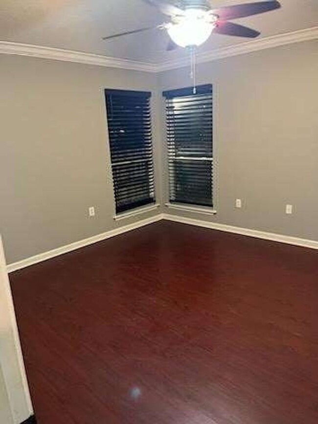 Building Photo - Charming 3BR House in Covington