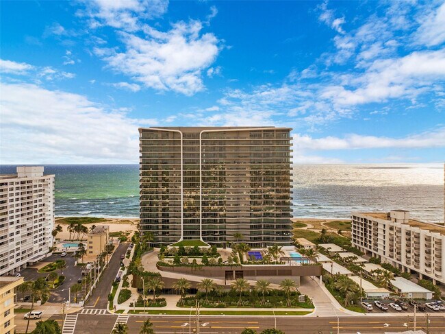 Building Photo - 900 N Ocean Blvd