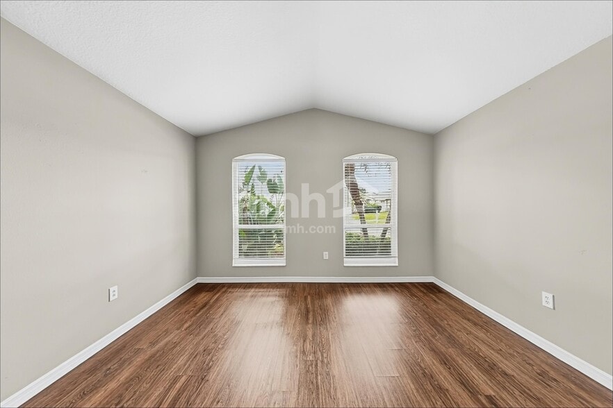 Building Photo - 30719 Tremont Dr