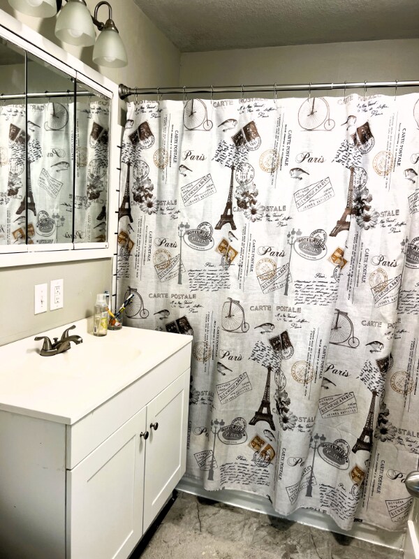 Building Photo - 7720 E Clay St