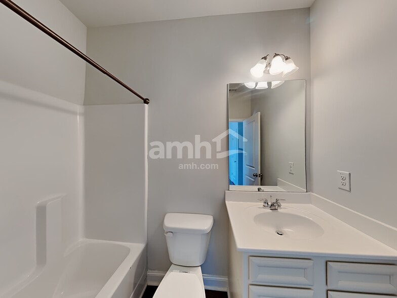 Building Photo - 3717 Woodoats Cir