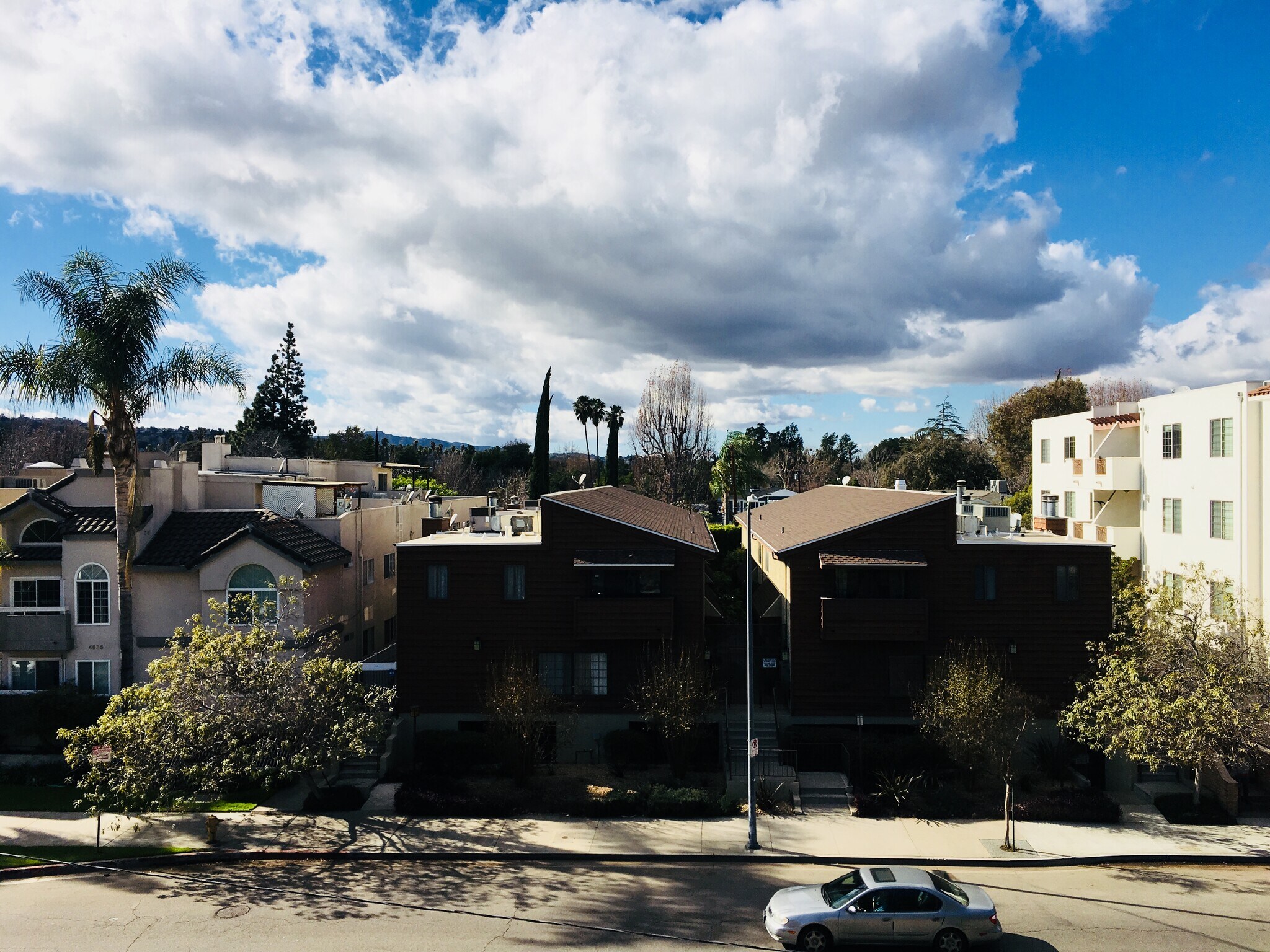Building Photo - 4542 Coldwater Canyon Ave