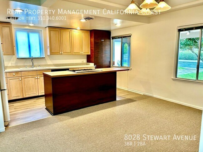 Building Photo - 8028 Stewart Ave