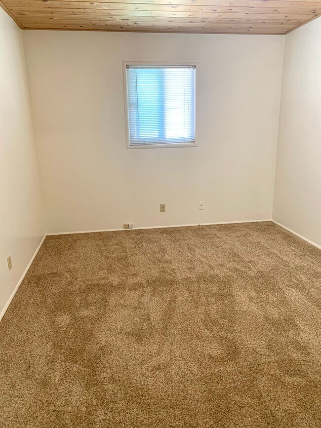 Building Photo - Del Playa Corner Duplex with Ocean Views (Managed By: EIPM, Inc.)