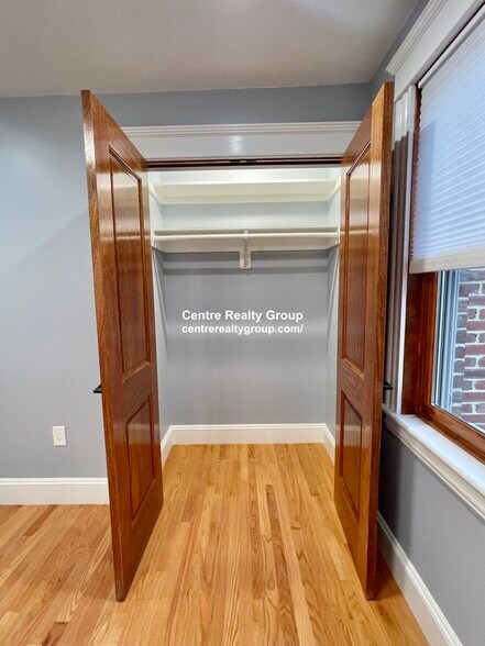 Building Photo - 64 Langley Rd