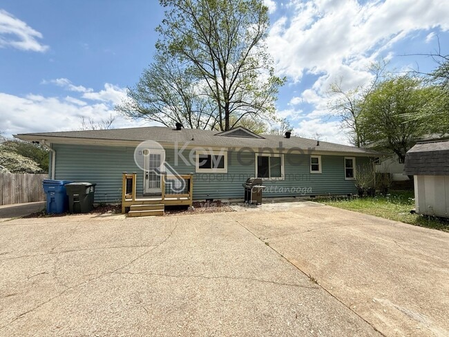 Building Photo - 3641 Thrushwood Dr