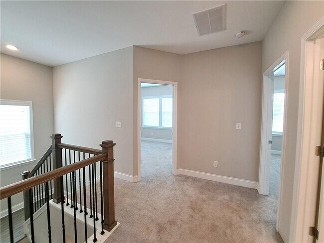 Building Photo - 637 Stan Hope Ln