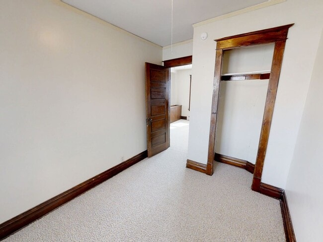 Building Photo - 5018 Tioga St