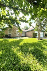 Building Photo - 1603 Brook Meadow Dr