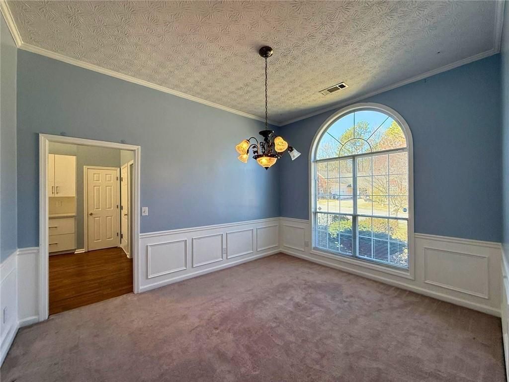 Building Photo - 2029 Manor Oak Ln NE